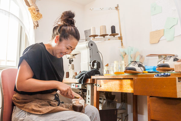 A.T. Les chaussures 鳥取 亜都沙さん